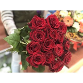 15 роз Гран При высота 60 см